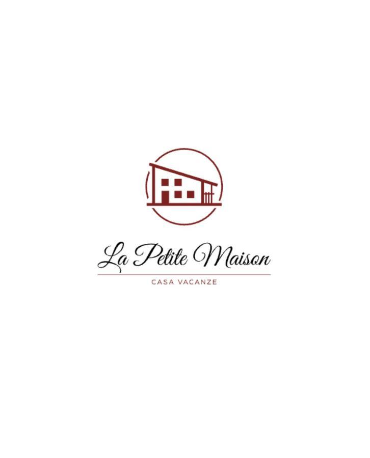 La Petite Maison Augusta Buitenkant foto